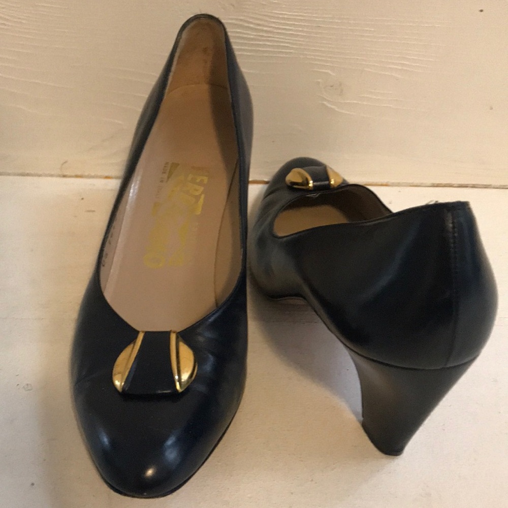Salvatore Ferragamo navy heels